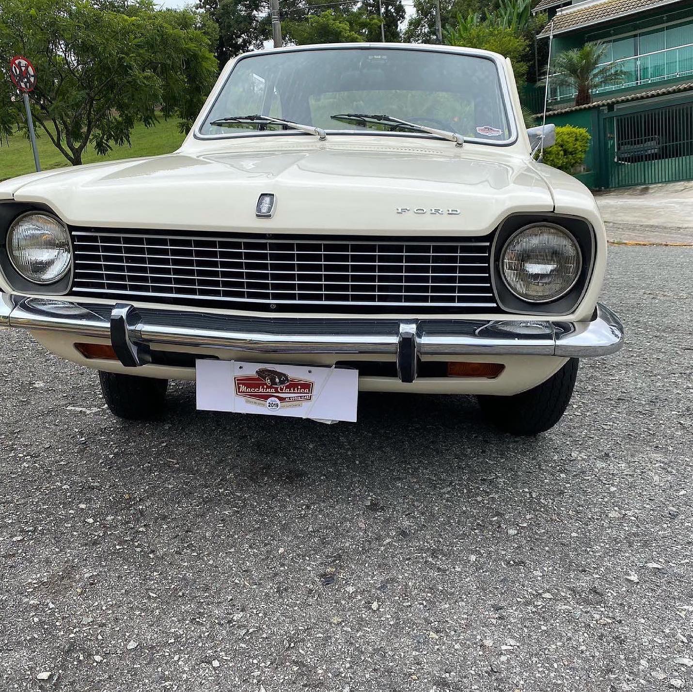 Ford Corcel I Luxo 1975 - Macchina Clássica